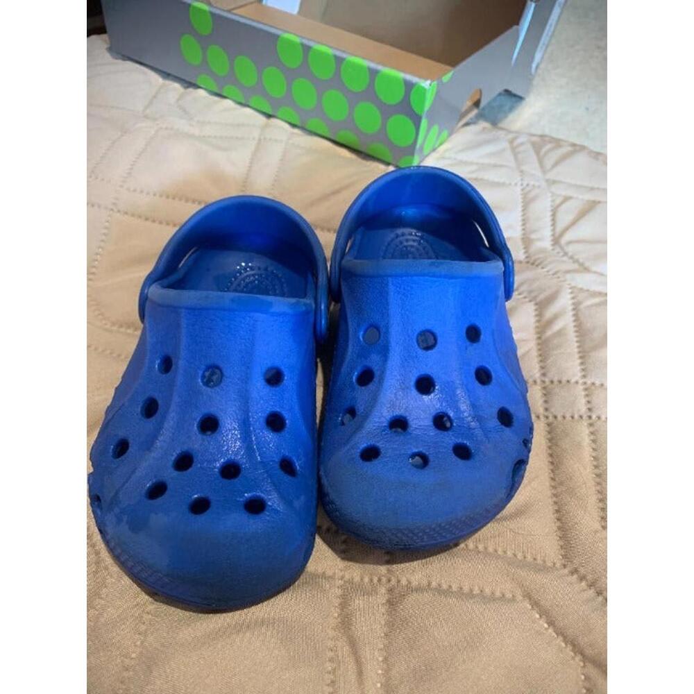 Blue Crocs Classic Clogs Men's Size 6/7